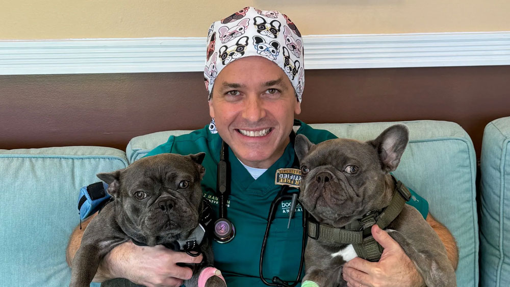 Dr. Boaz Man, veterinarian at Boca Midtowne Animal Hospital in Boca Raton, FL